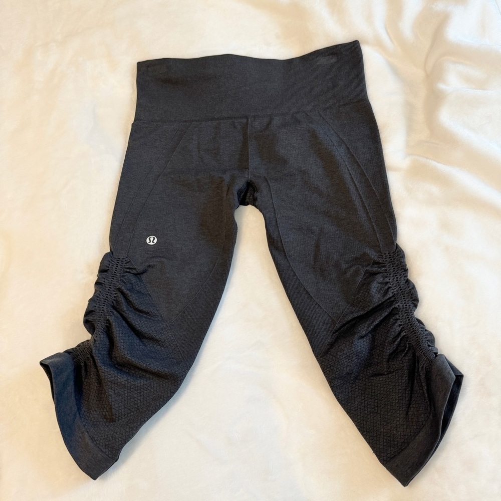 Lululemon In The Flow Cropped Leggings NEW Black 6